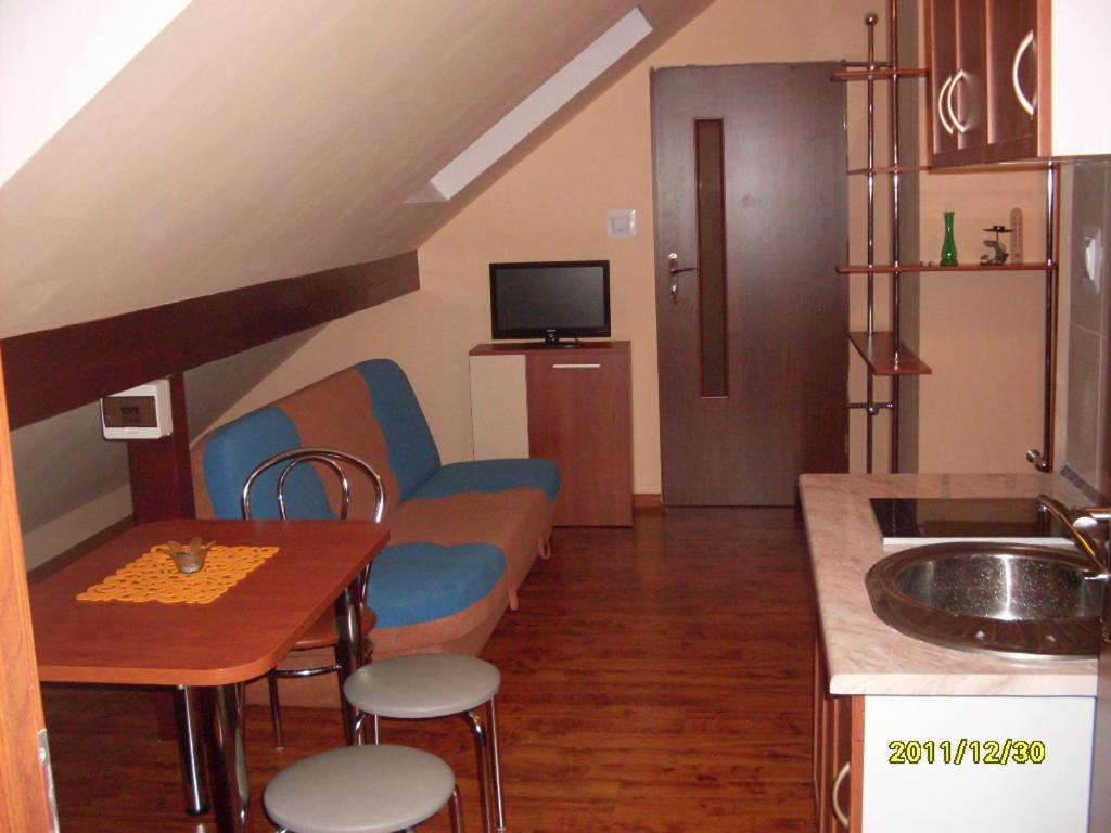 W.Mieczowa Apartment ชวีโนวิชแจ ภายนอก รูปภาพ